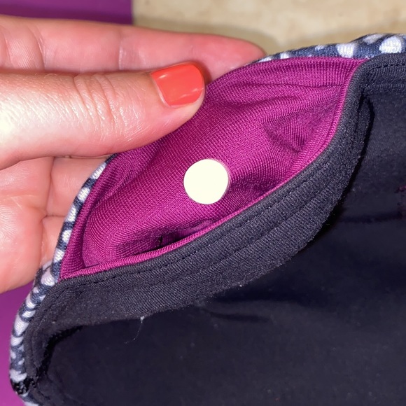 Lululemon Leggings - Picture 6 of 6